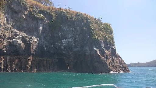 Isla Bona - Playas vírgenes, perfectas para desconectarse y Solo accesibles en lancha privada o tour.