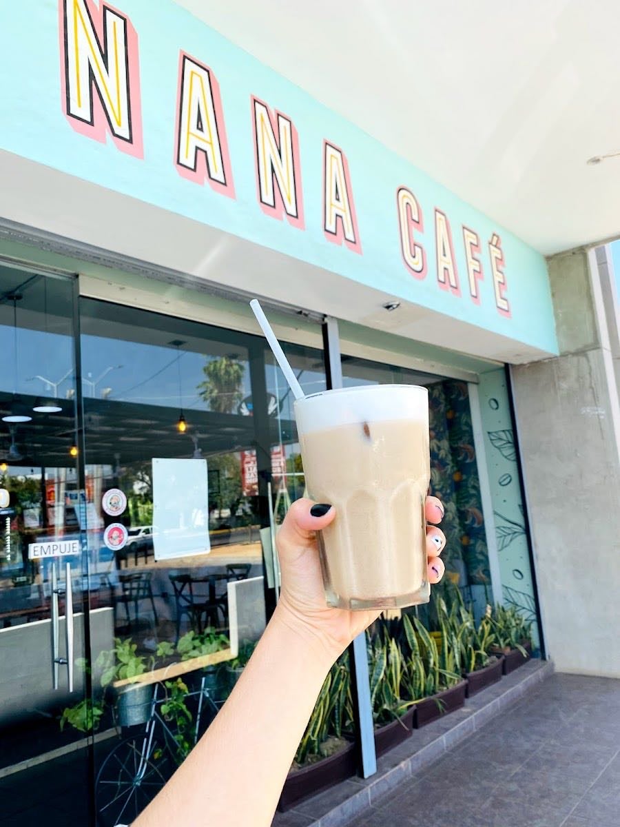 Nana Café