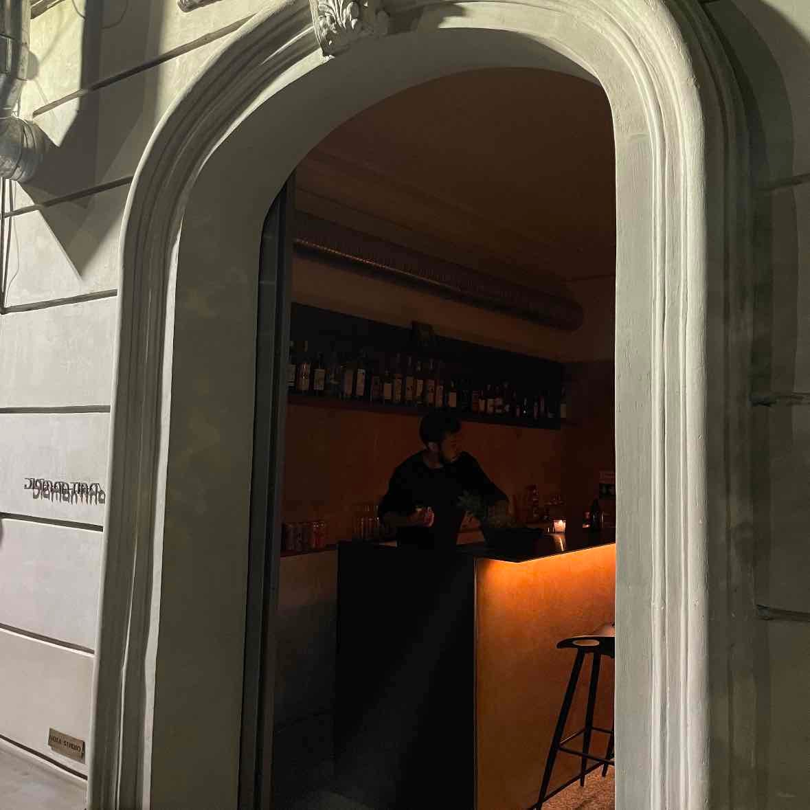Diamantina - Mezcal bar with futuristic/it-boy aesthetic and amazing cocktails.