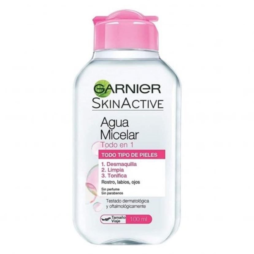 garnier - agua micelar - una sola gota y se llevo casi todo mi maquillaje, lo amo