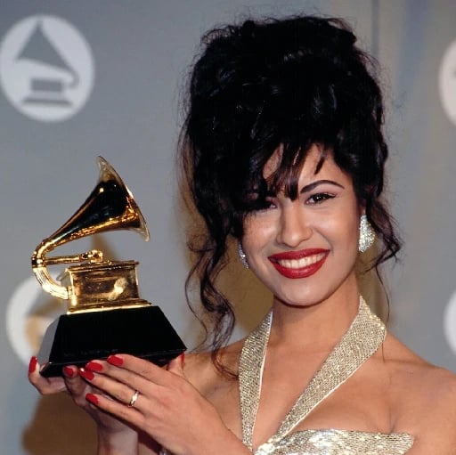 Selena Quintanilla - Artist