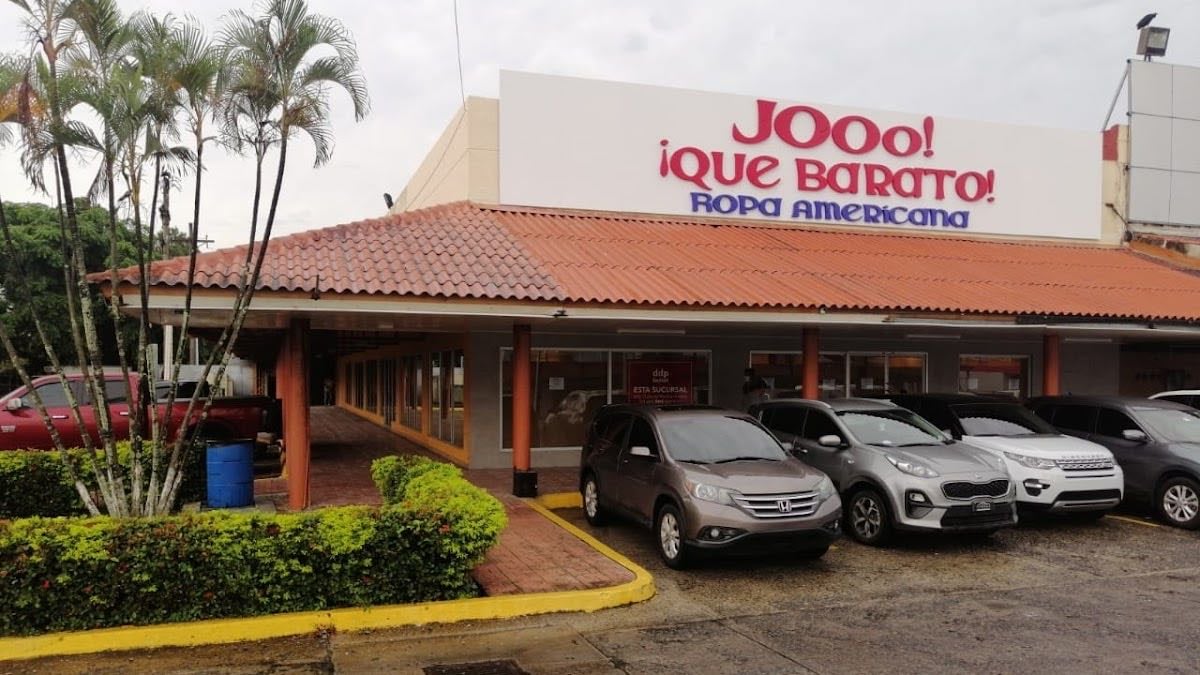 Jooo! ¡Que Barato! - 📍 Ciudad de Panamá
Plaza Carolina (Av. Las Mercedes) • La Gran Estación (San Miguelito) • Plaza Carolina Parque Lefevre • Campo Limberg (Juan Díaz)
⸻
🌅 Panamá Oeste
Plaza Italia (La Chorrera) • Los Andes Mall (San Miguelito)