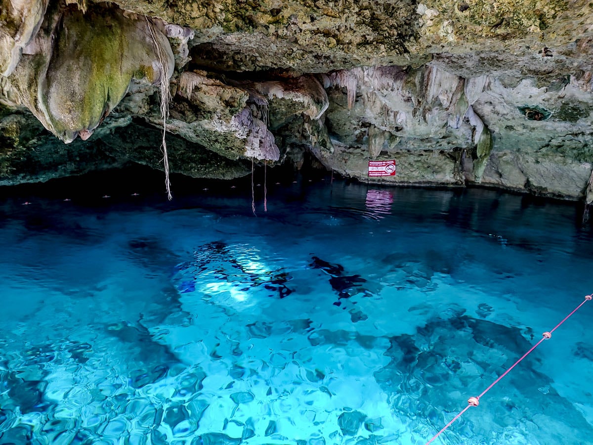 Cenote Dos Ojos
