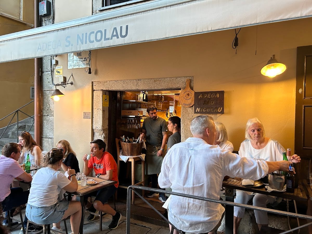 Adega São Nicolau - Restaurant · União das freguesias de Cedofeita, Santo Ildefonso, Sé, Miragaia, São Nicolau e Vitória, Porto