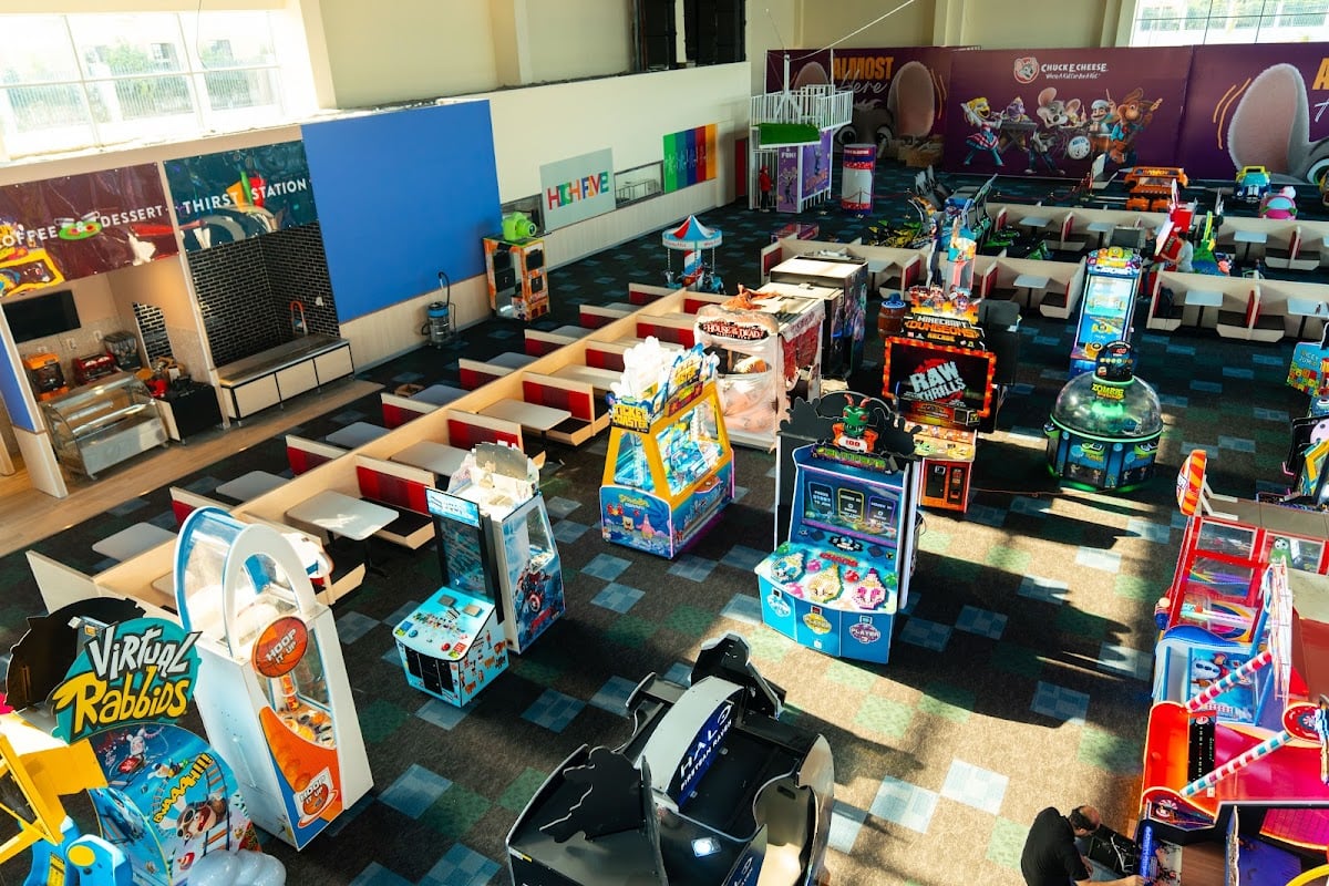 تشكي تشيز | Chuck E Cheese