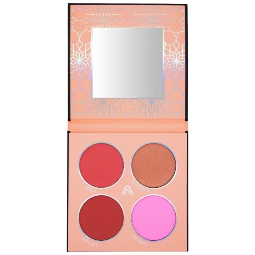 paleta de rubores GLAM BLACK - atenea - una opcion con una buena relación calidad - precio, con diferentes tonos de rubores y una pigmentación INCREIBLE