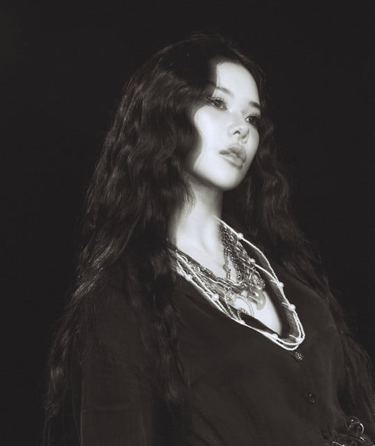 Moon Sujin - Artist