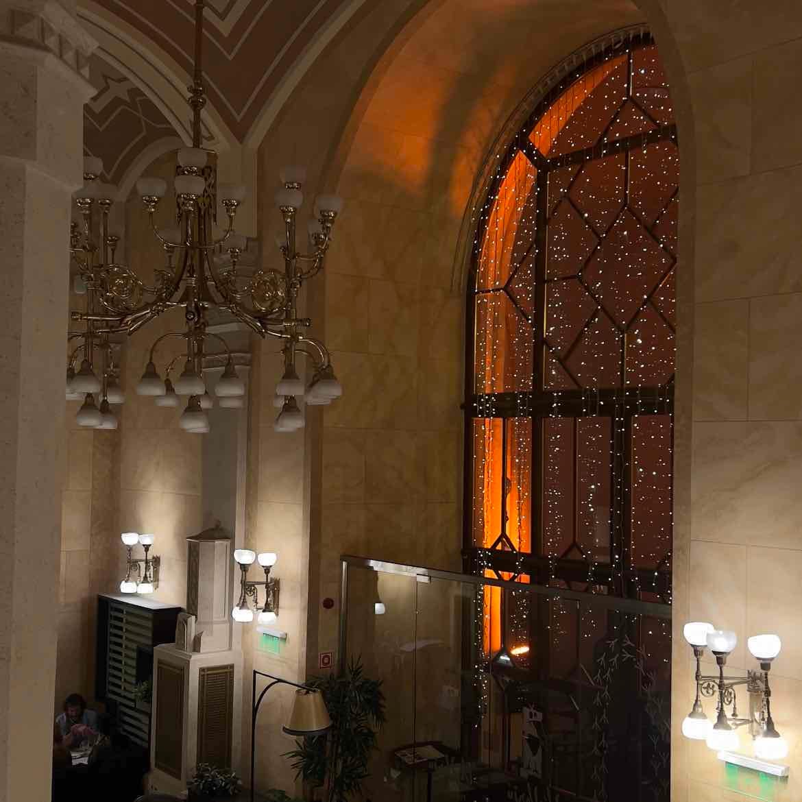 VĂgvarjĂș - Elegant restaurant in downtown