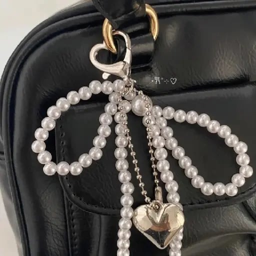 decorar tu cartera - queda muy lindo y da personalidad