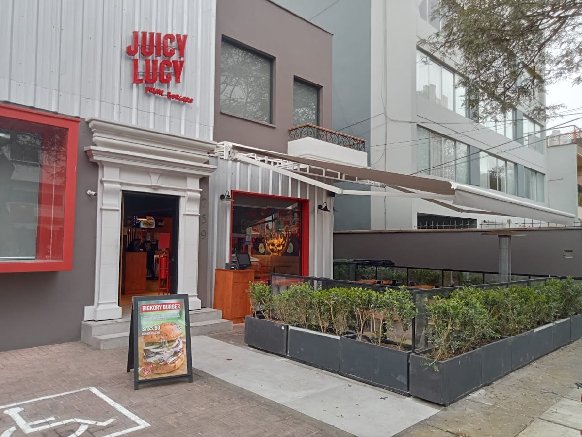Juicy Lucy - Dos de Mayo - cuenta con opciones dentro de la carta