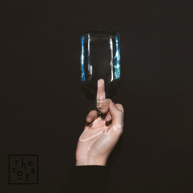 SUN - Album · THE TOYS