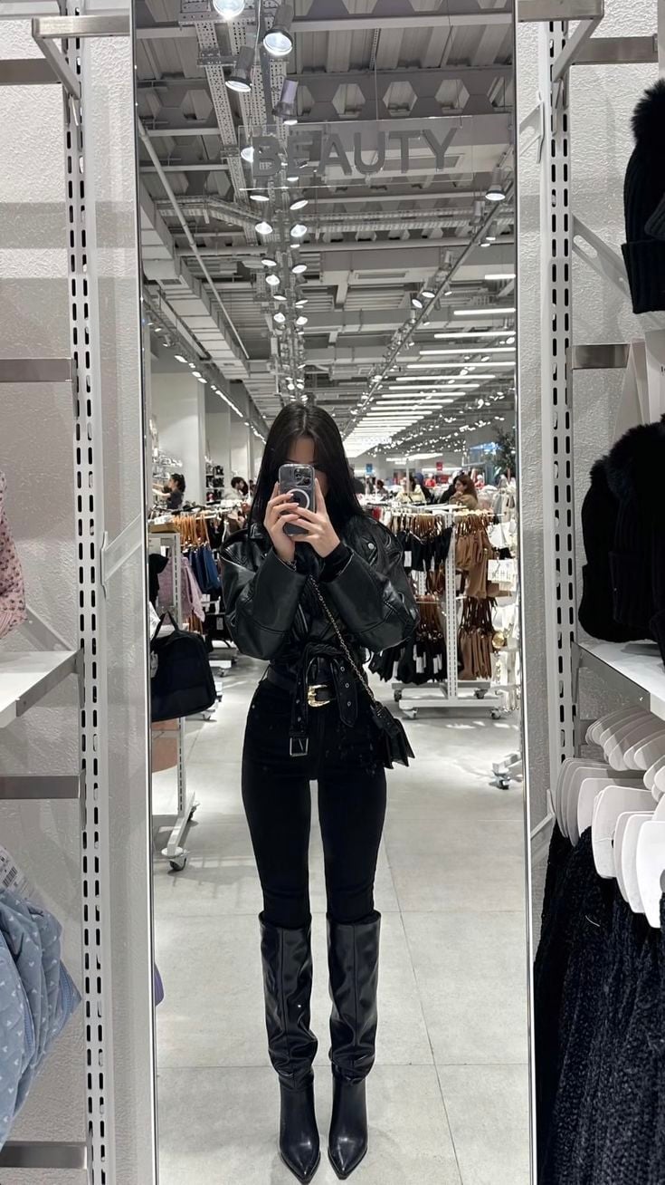zeydes 🌸 adlı kullanıcının girly 🍸 panosundaki Pin | Moda kıyafetler, Tarz moda, Moda stilleri - Pinterest