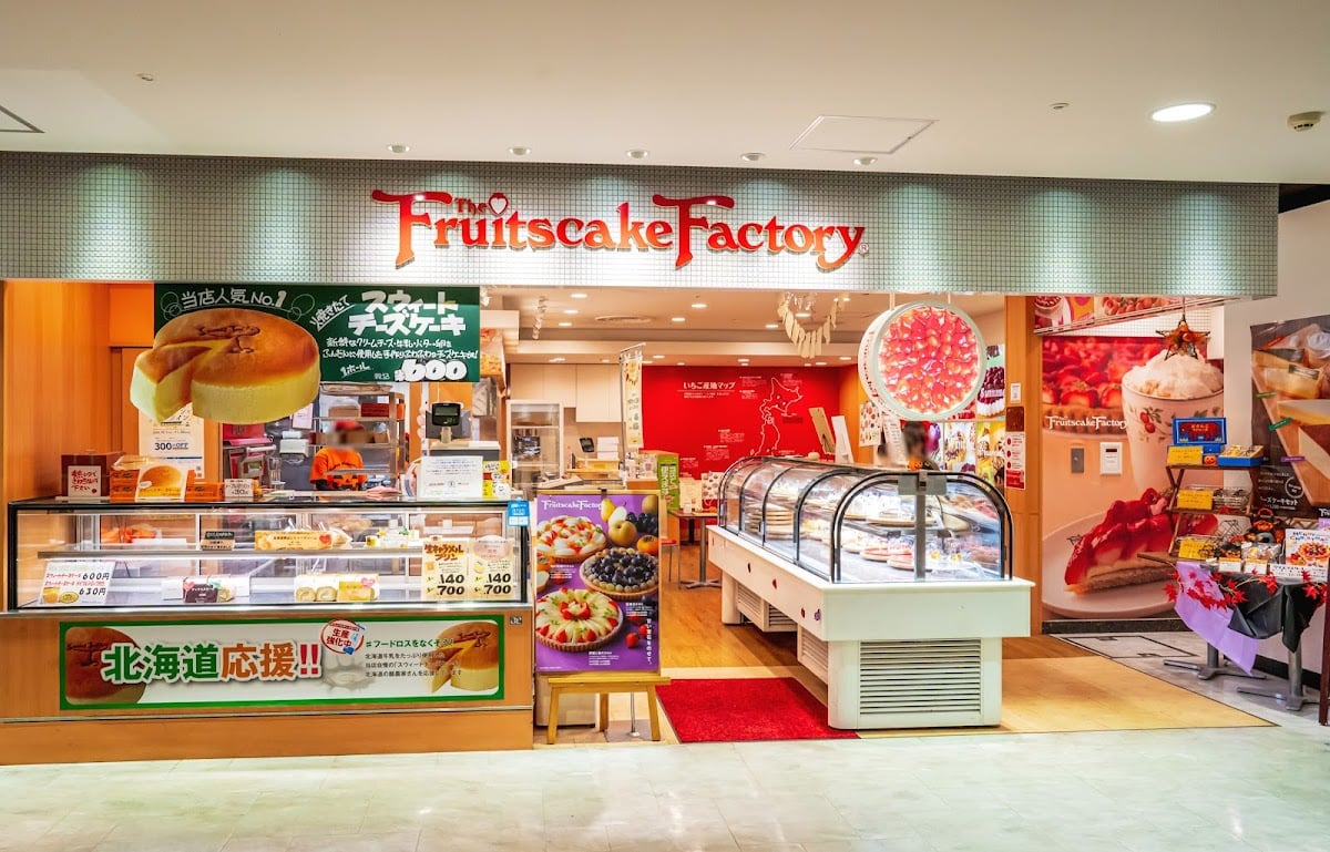 フルーツケーキファクトリーシンサッポロテン