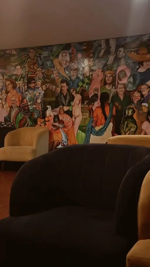 Cafeteria Luz negra - Servicio excelente, tiene un bonito ambiente para trabajar y hablar con tus amigos o pareja
