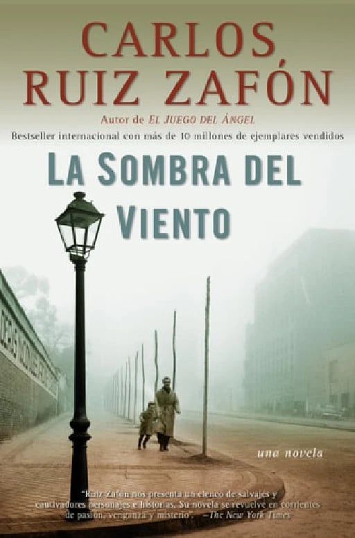 La sombra del viento / Shadow of the Wind (Spanish Edition) - Carlos Ruiz Zafón • 2009
