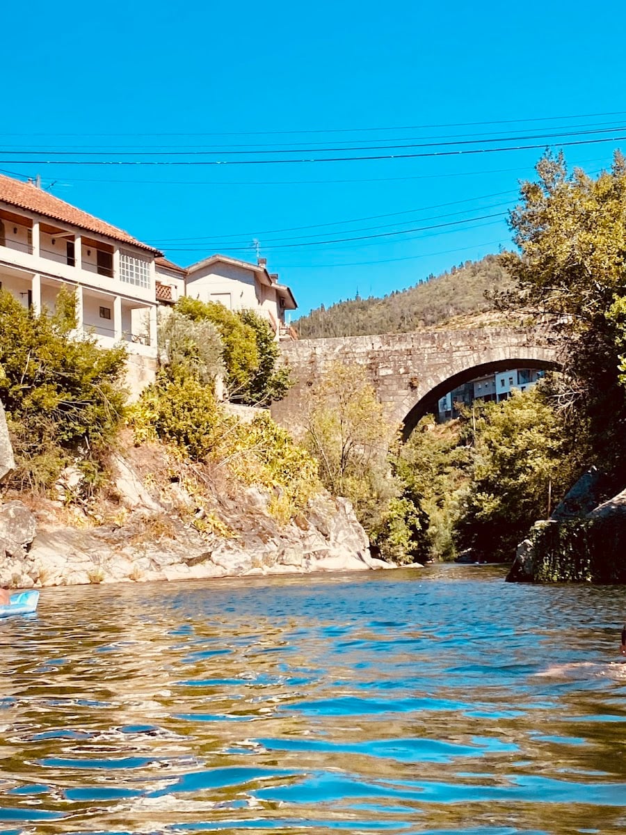 Praia Fluvial de Avô