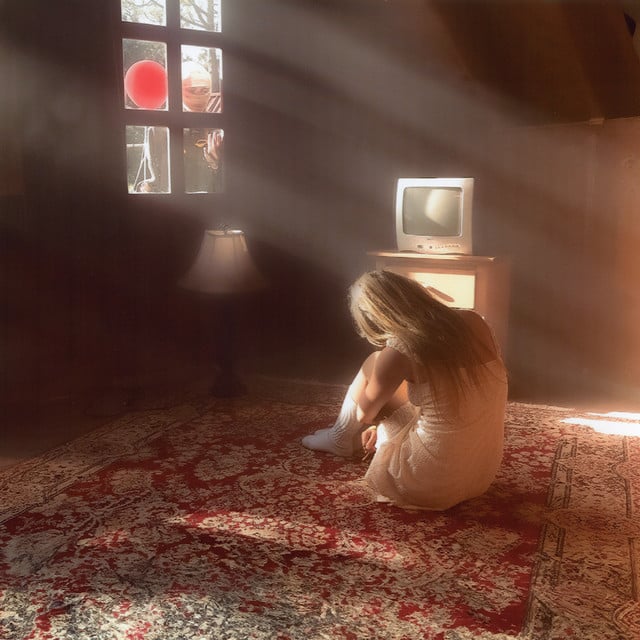 durmiendo con la luz prendida - Album · Nina