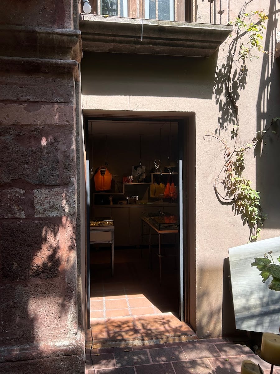 Tao Studio Gallery