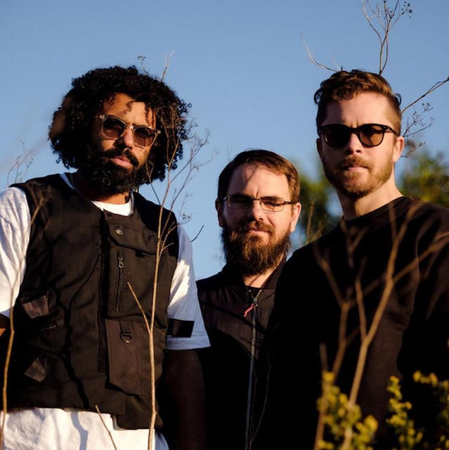 clipping. - Artist