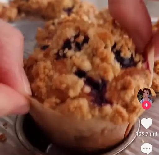 Blueberry muffins - By recipebysossy