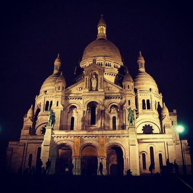 MONTMARTRE - Track · Lushe