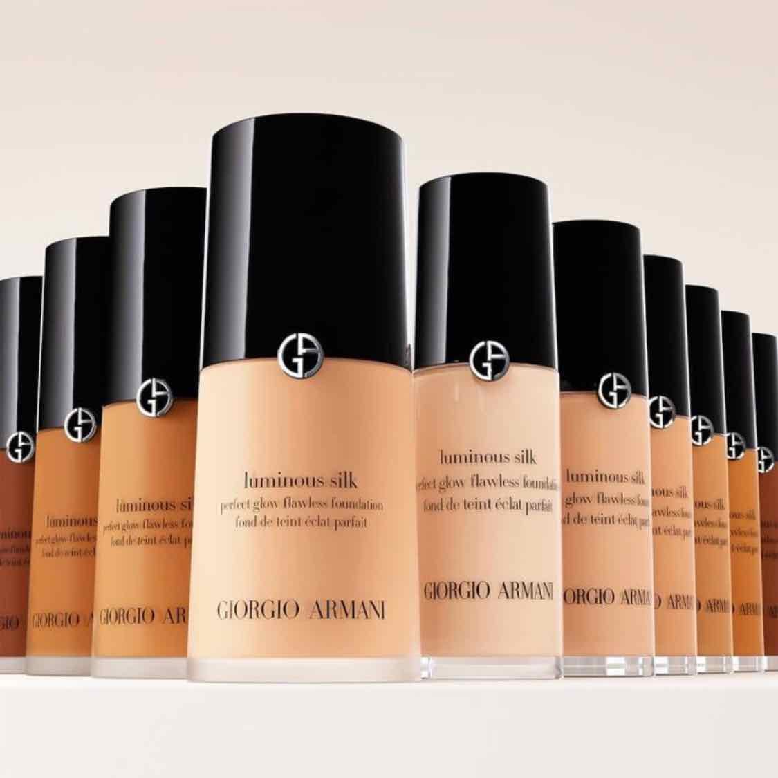 Base luminous silk Armani - ( Ligera y brillante )