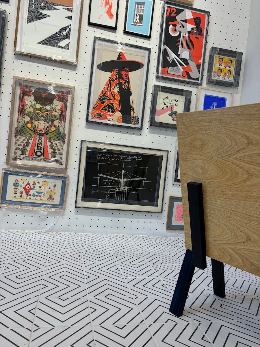 Muro - Prints.