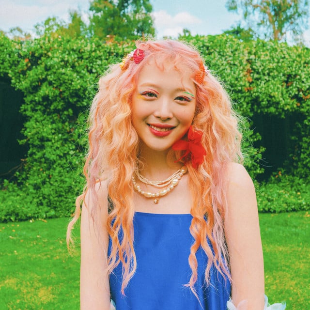 SULLI - Artist