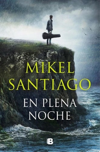 En plena noche (Spanish Edition) - Mikel Santiago · 2021