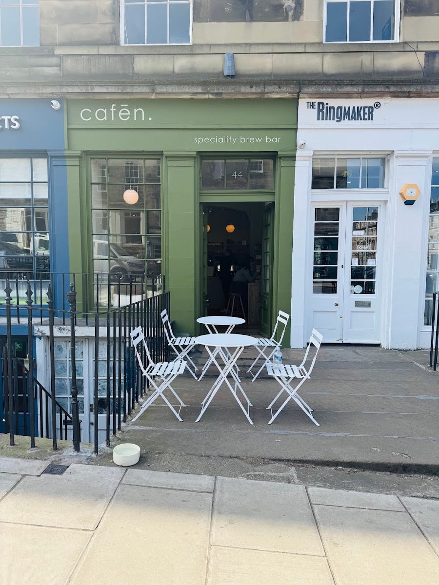 cafēn speciality brew bar