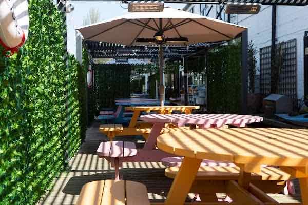 Studio Kitchen - On the canal - great stacked burger
