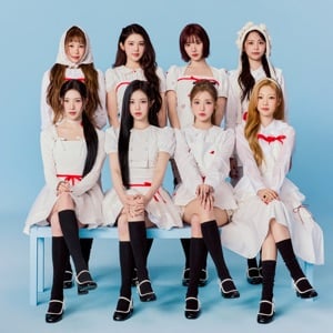 h2h۶ৎ - Artist · Hearts2Hearts