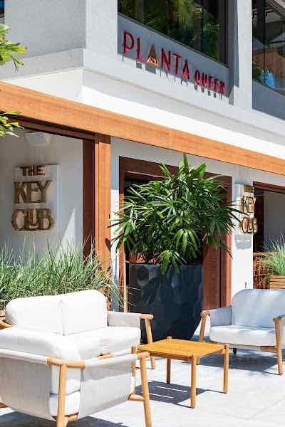 CocoWalk - Coconut grove