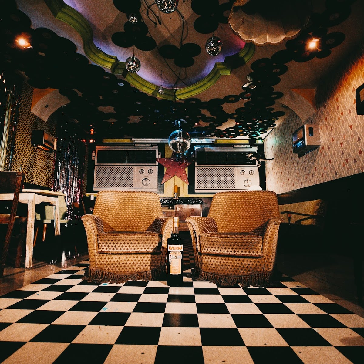 Radio The LabelBar