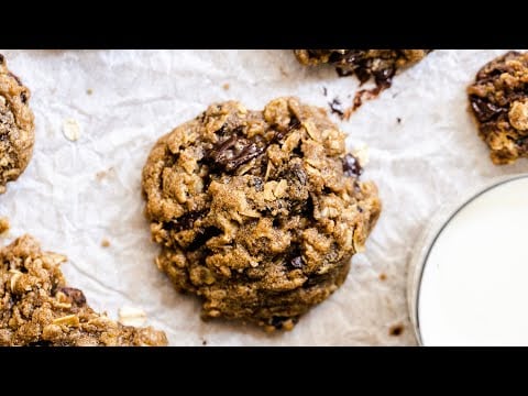 Oatmeal raisin cookie - Honeysuckle