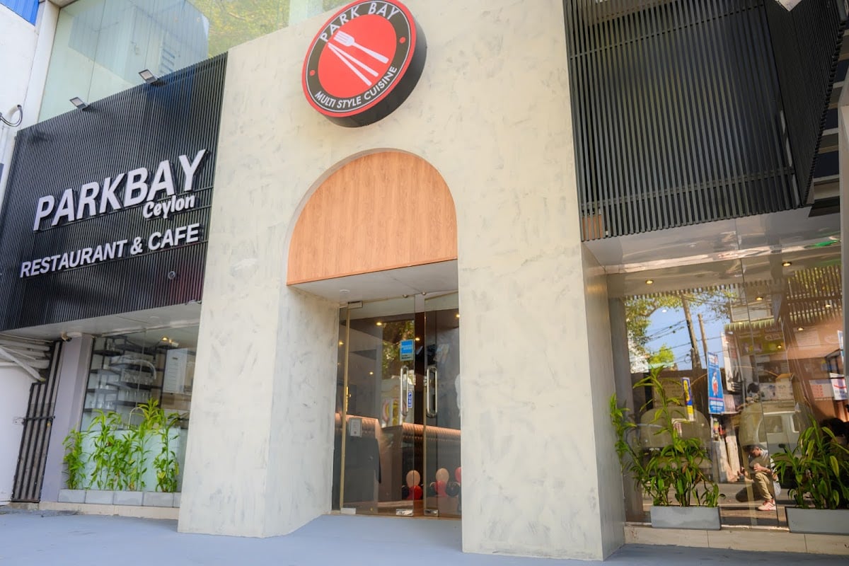 Parkbay Restaurant and Cafe