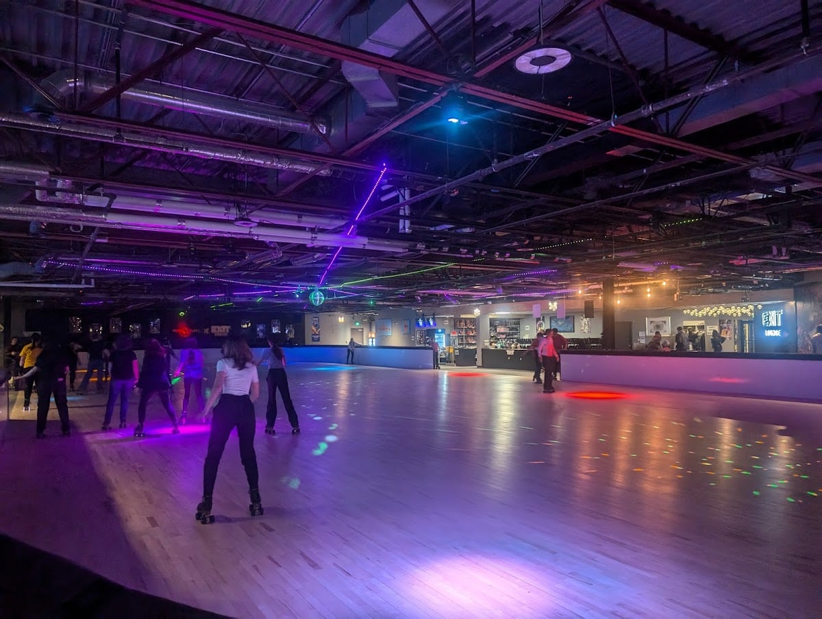 Skate & Play