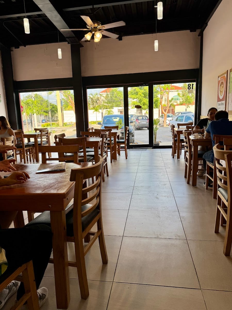 예담 Yedam (comida coreana) Restaurante & Café