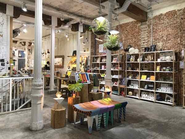El Moderno Concept Store