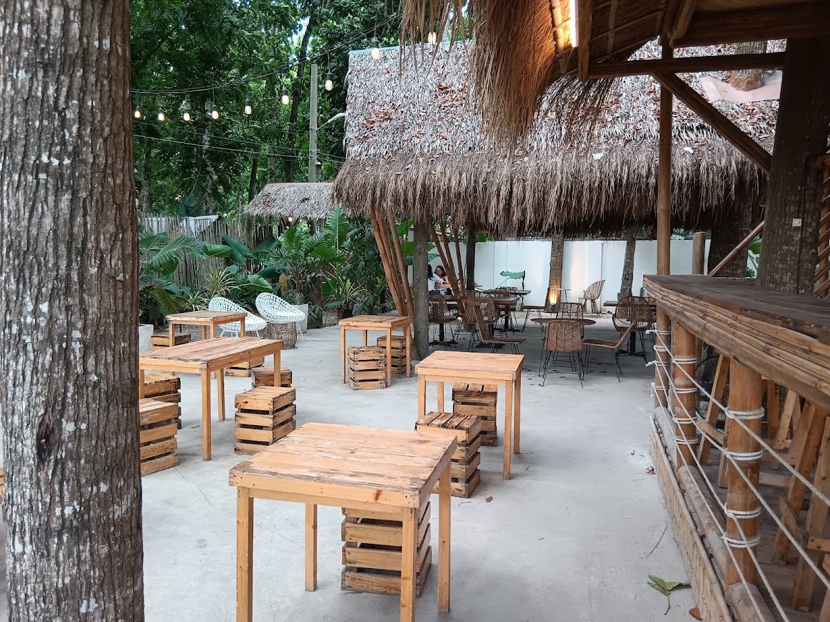 Kahoy Cafe