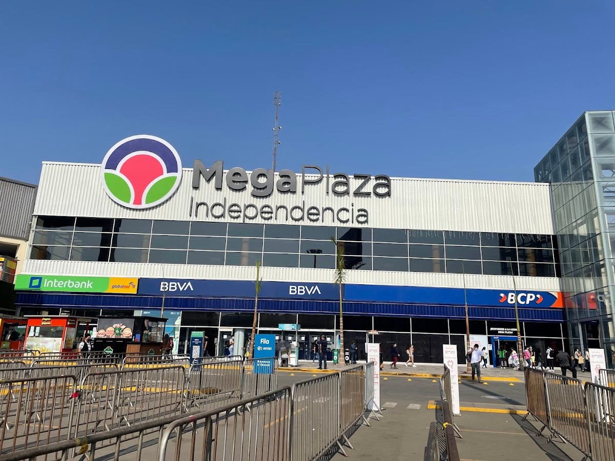 MegaPlaza