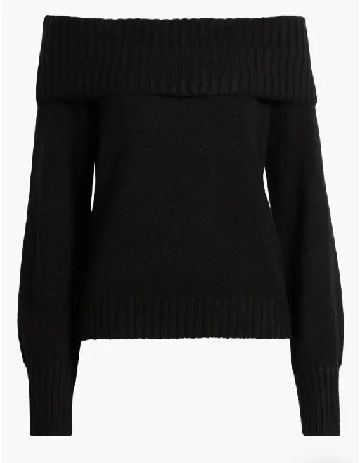 Off-shouder black sweater