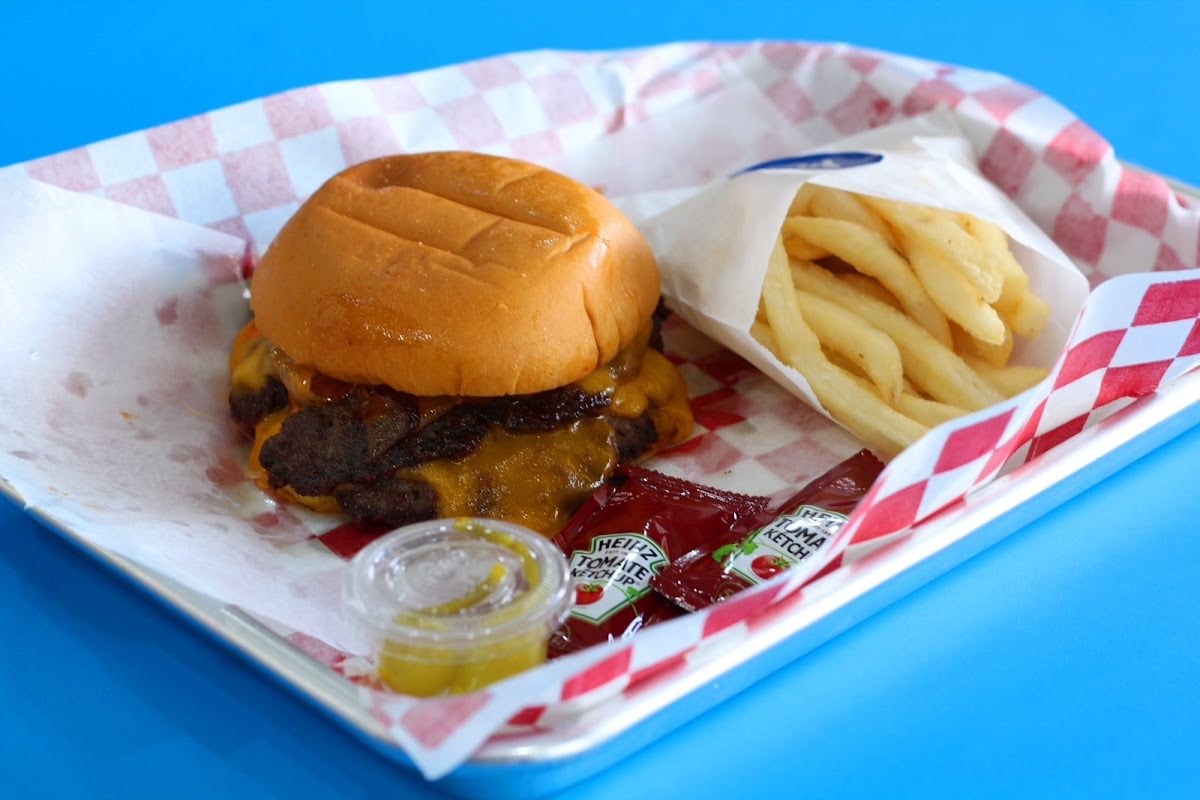 SIMPLE. Burgers