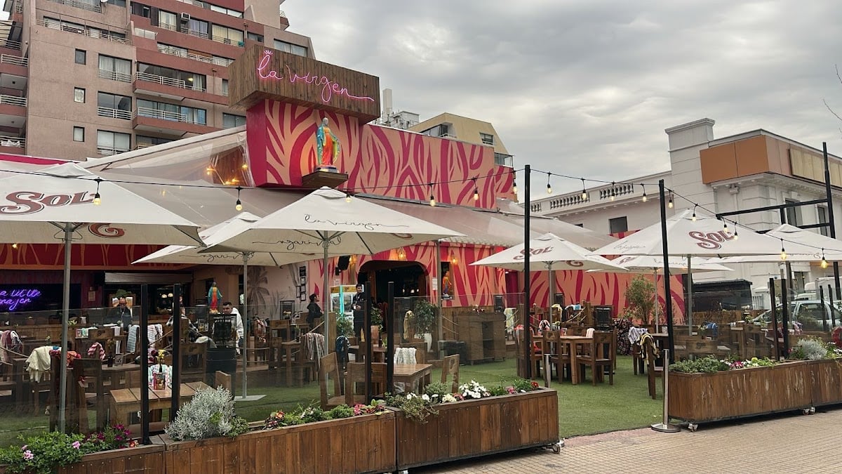 Bar La Virgen Escuela Militar - Bar & Grill · Región Metropolitana, Las Condes