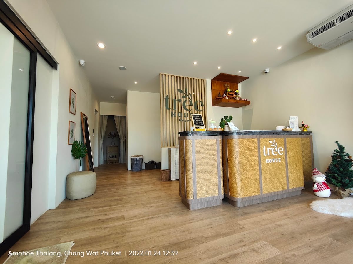 TreeHouse Massage Phuket Airport
