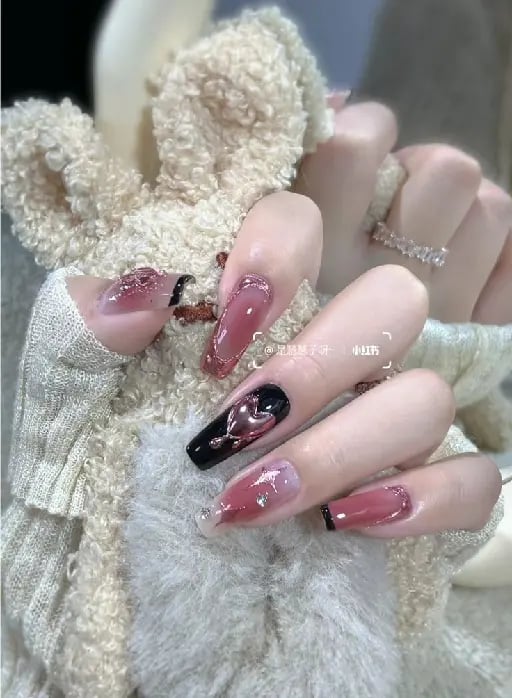 Rosa y negro