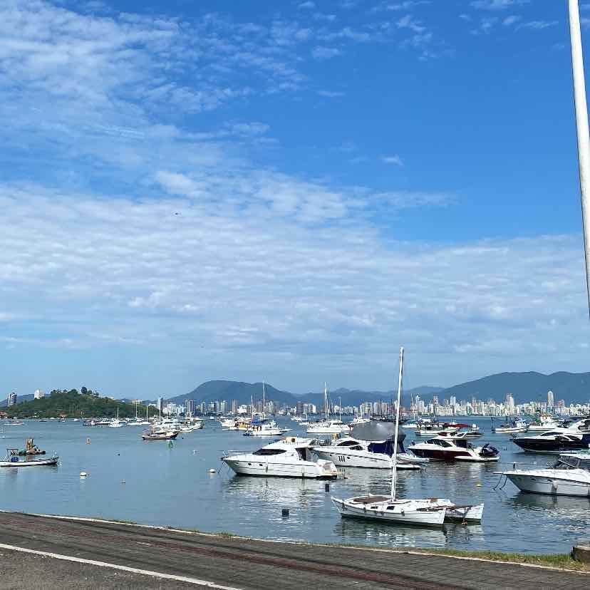 Praia de Bombas - Beach · Santa Catarina