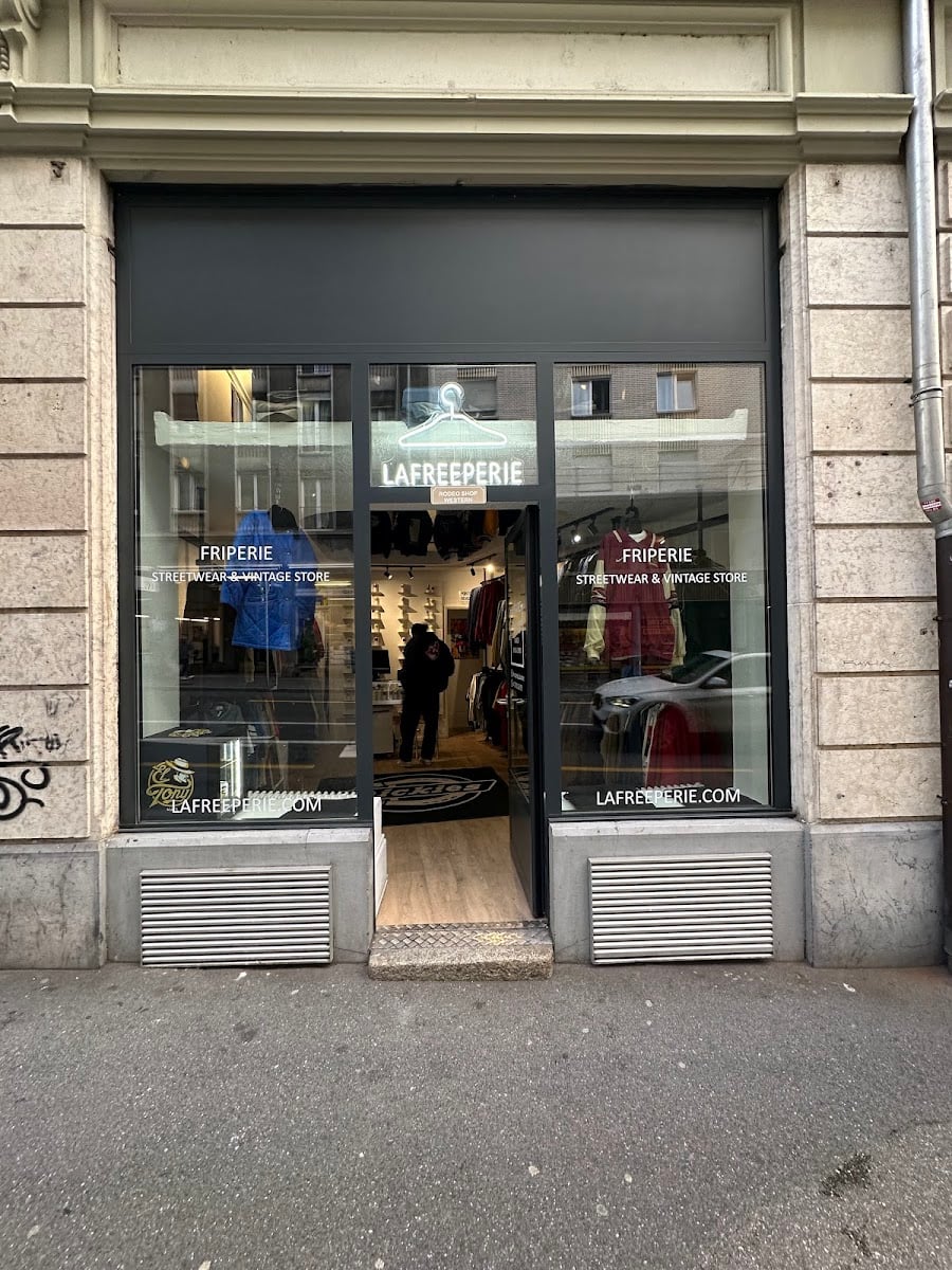 La Freeperie - Prix : moyen
Type : Seconde main
Style : vintage - streetwear