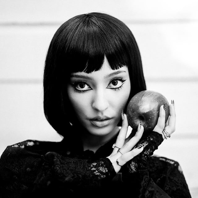 TOUS CES MOTS - Song · Faouzia