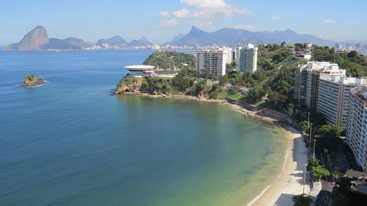 PRAIA DAS FLECHAS